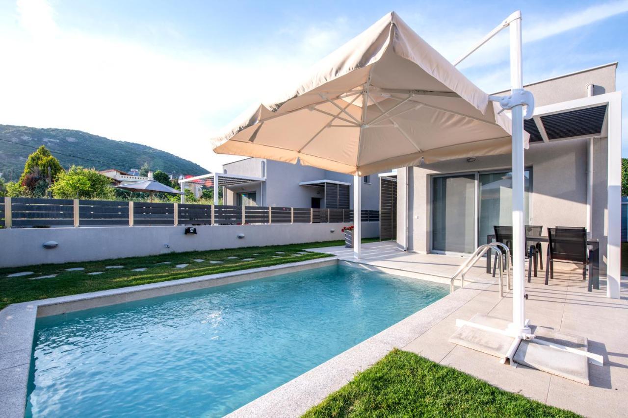 Ag Luxury Villas, Iraklitsa Nea Iraklitsa Exterior photo