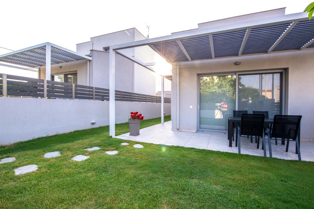 Ag Luxury Villas, Iraklitsa Nea Iraklitsa Exterior photo